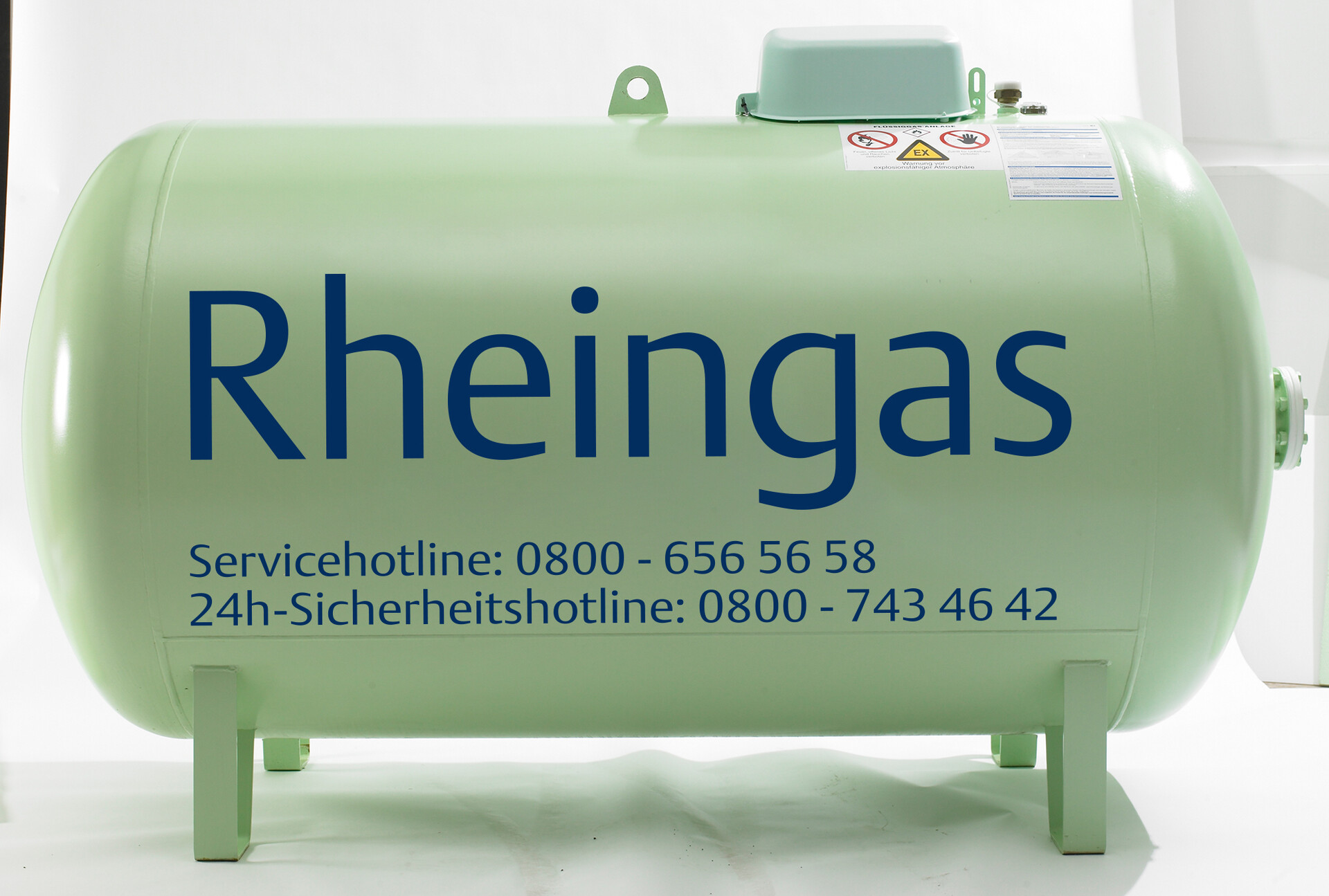 Gastank für Flüssiggas (Propan-Butan-Gemisch) von Rheingas.