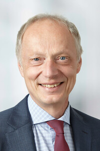 Portrait von Autor Uwe Thomsen.
